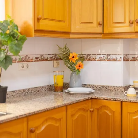 Stars Courtyard By Fidalsa * آريناليس ديل سول